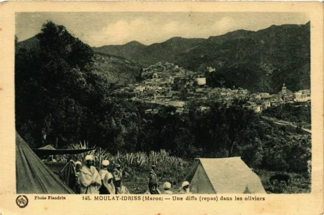 CPA AK MOULAY IDRIS - Une diffa dan les oliviers MAROC (797227)