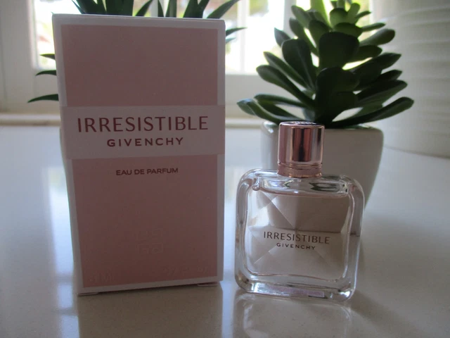 Perfume Irrestible By Givenchy Miniature Eau De Parfum 8 Ml