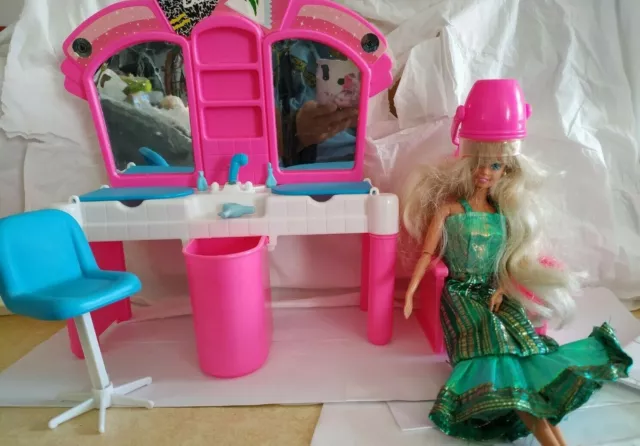 Playset Barbie Salon de coiffure - Poupée
