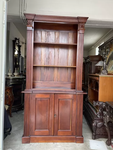 Biblioteca a Primera Ves Estilo Inglés en Madera De Caoba