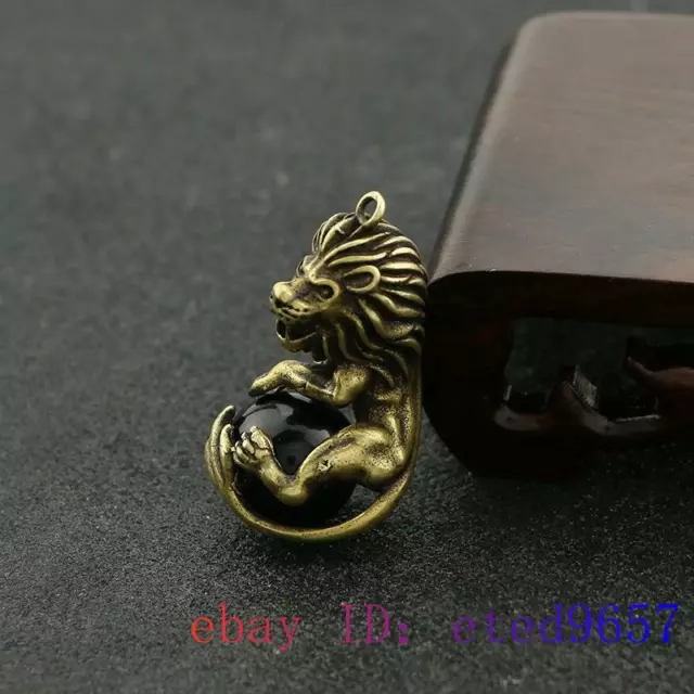 Small Ornaments Jewelry Gifts Lion Pendant Brass Carved Key buckle Handmade