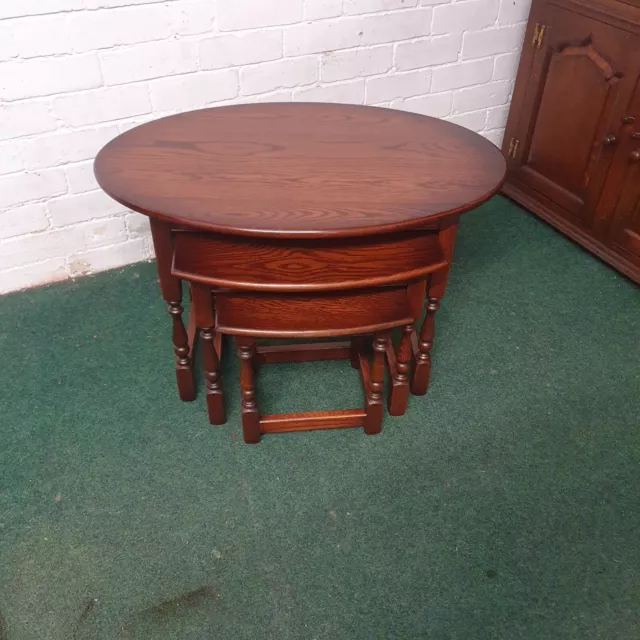 OLD CHARM FURNITURE LARGE SOLID OAK OVAL NEST OF TABLES MODEL No 1990