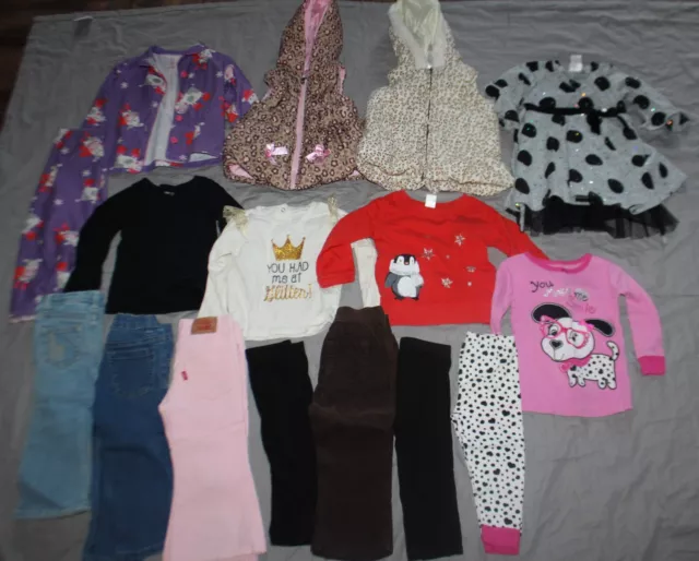 Girls fall winter clothes lot size 2T 24 months 16 pc