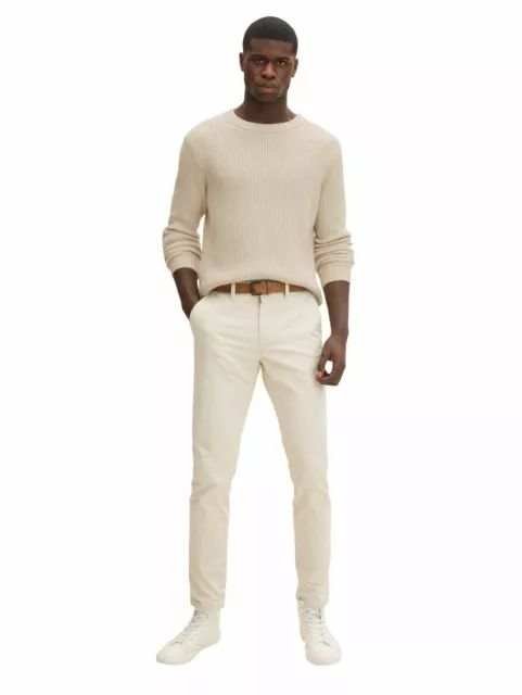 Pantalon chino deals avec ceinture