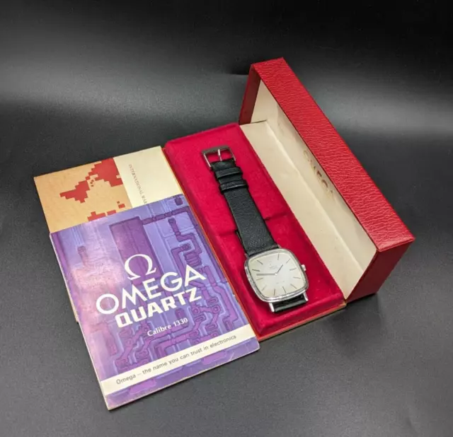 Dress watch - Montre Omega de ville cal 1330 - boîte et papiers 1978 - HS