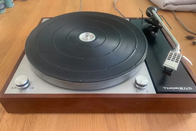 platine disque vinyle Thorens TD 150 mk 2, cadre bois