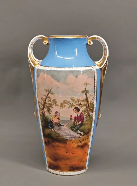 99840922 Jarrón Estilo Moderno Escena Watteau Amphorenform E Hilo H27cm