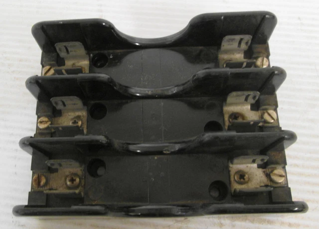 Support De Fusible BUSSMANN H60030-1P 600V 30A - New Old Stock (Pièce De Stock Ancienne Mais Neuve)