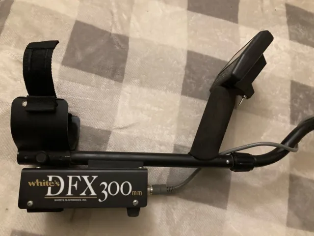 Whites Metal Detector DFX 300 with the Super 12" 300mm Search Coil