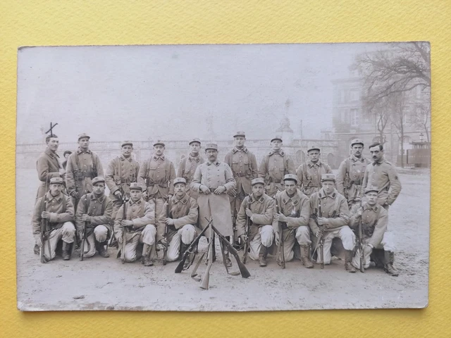 cpa Militaria France Carte Photo MILITAIRES SOLDATS du 8 ème