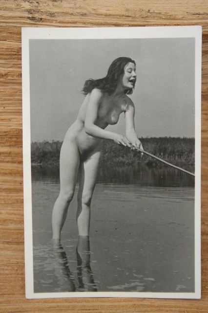 FOTO 2 WK BDM M del Nude PORTRAIT FRAU NACKT AKT Am Strand BREAST 9 EUR foto-2-wk-bdm-m-del-nude-portrait-frau-nackt-akt-am-strand-breast-9-eur