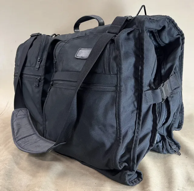 Preowned TUMI Made in USA Black Ballistic Nylon Bi-fold 23” Garment Bag Luggage 3