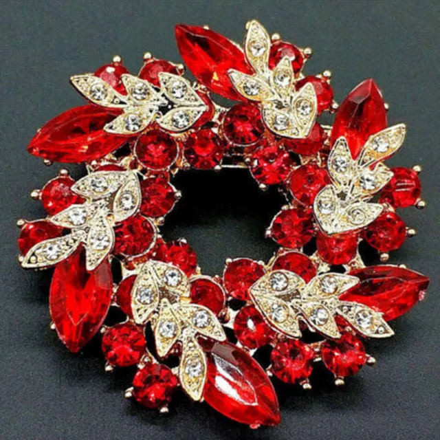 Lovely 3D WREATH Christmas RHINESTONE Candy Cane Pin Wheel Flower Red Brooch