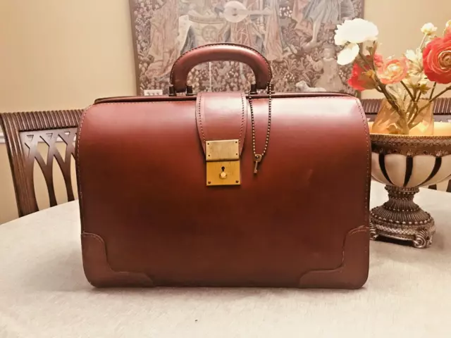 DOLPHIN Double Sided Thick Leather Briefcase / Lawyer - Doctor Bag -  ENGLAND