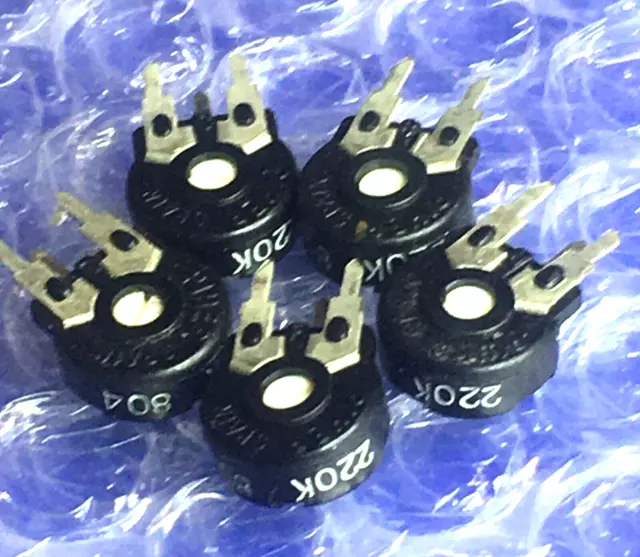 PIHER 5Pz. Trimmer 220K Ohm 150mW P. 5mm Verticali THT ( 5 pezzi )