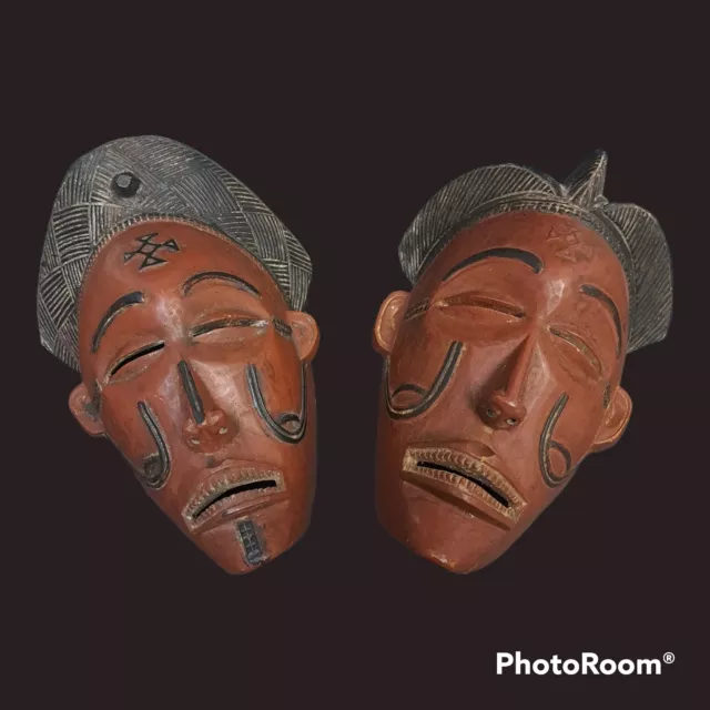African tribal mask Mwana Pwo Angola Congo cingelyengelye cross Red Clay