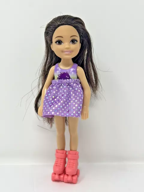 Barbie Tiny Doll w/ Brunette hair Brown Eyes 6" purple skirt &pink Roller skates