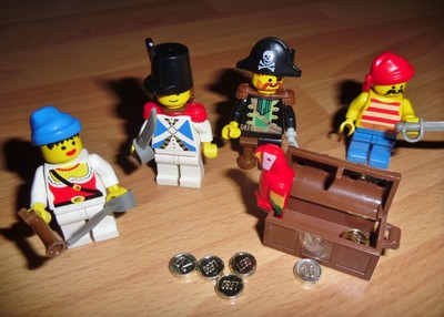 LEGO 6251 PIRATE Minifigures Weapons Pistol Sword Parrot Treasure Chest ...