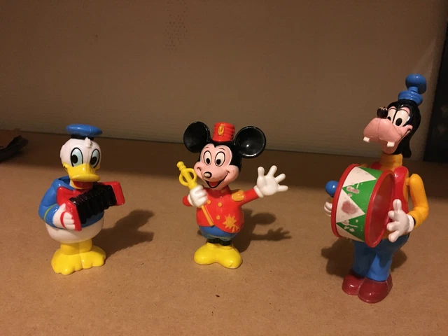 Lot de trois figurines Donald, Mickey et Goofy