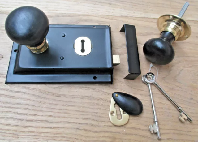 CLASSIC OLD ENGLISH RIM DOOR LOCK AND KNOB HANDLE SET- Plain bun ebony + brass