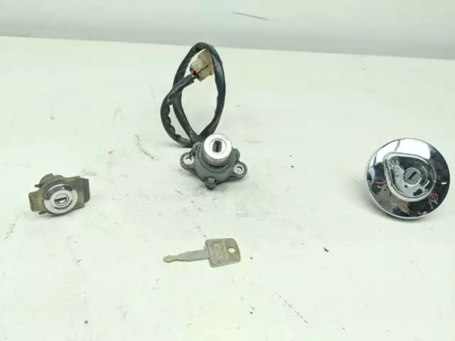 05 Honda Schatten Spirit VT1100 Schloss Set Zündung Schalter Kappe Und Schlüssel