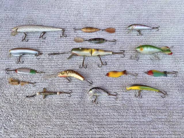 OLD VINTAGE FISHING lures new and used $36.00 - PicClick AU