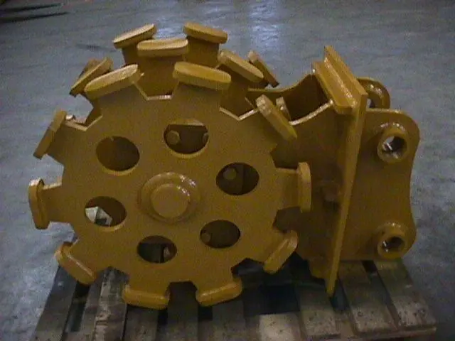 24 compaction wheel for  24000-39000 lb machine