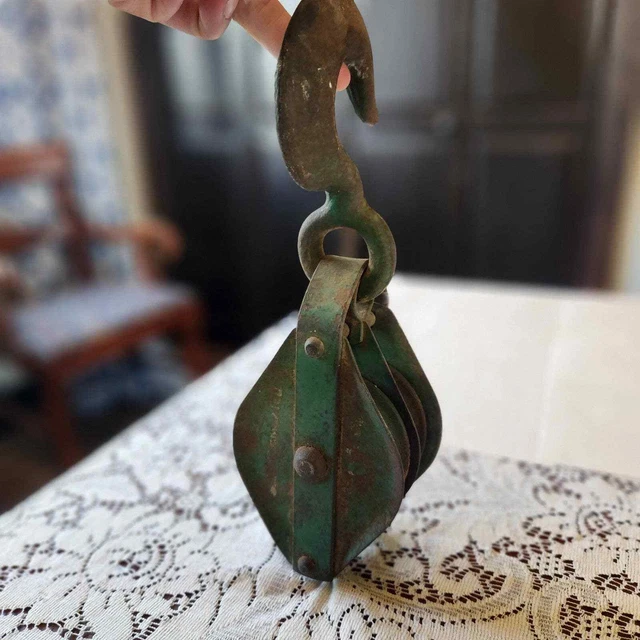 Vintage Pulley, Metal and Heavy Duty!! Repurpose, industrial, farm, construction
