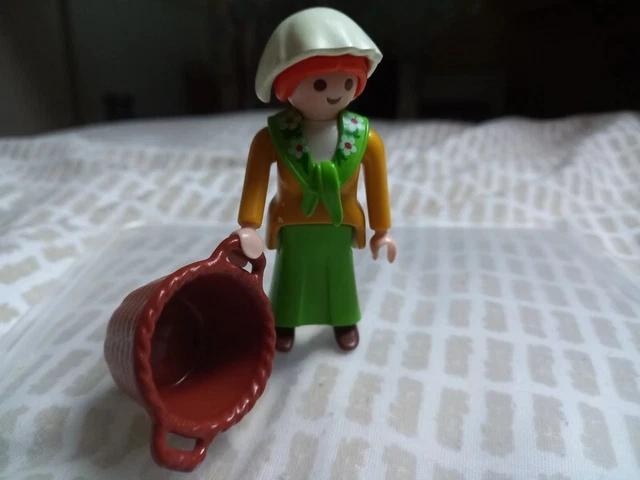 PLAYMOBIL FIGURINE FILLE VICTORIENNE SÉRIE ROSE ÉPOQUE 1900