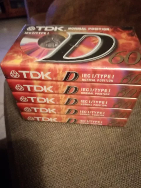 Joli LOT 5 K7 audio CASSETTES " TDK D 60 TYPE I  " NEUVES SOUS BLISTER !!