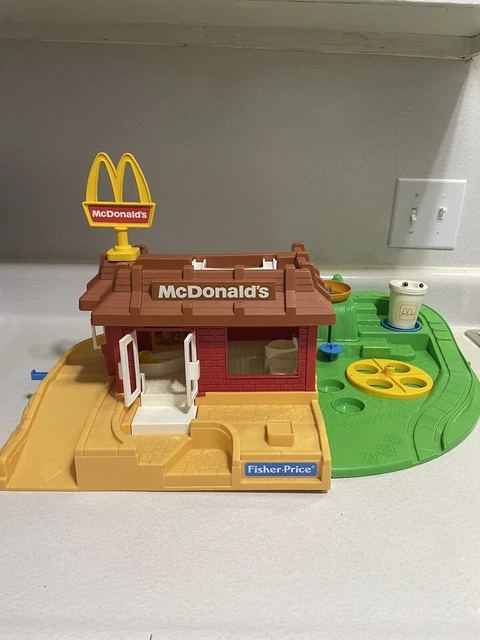 VTG Fisher Price Little People McDonalds Play Set #2552 Incomplete