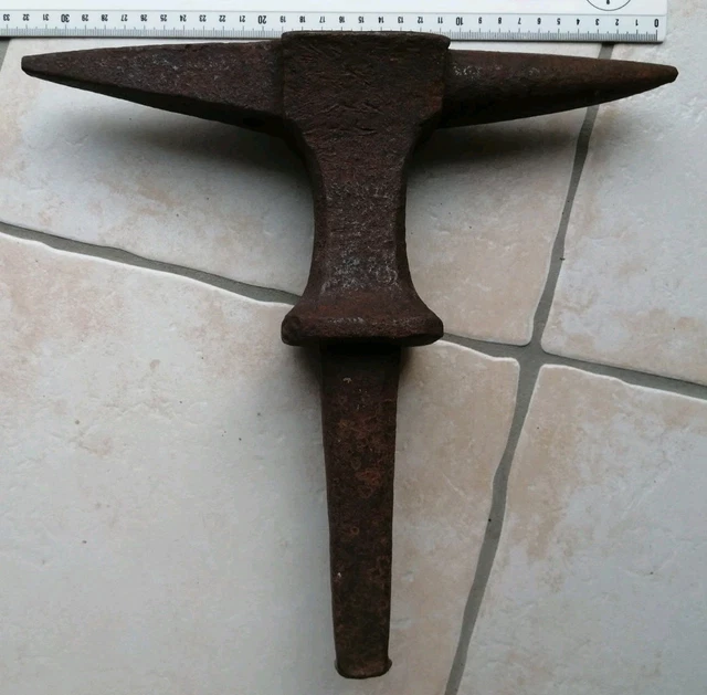 enclume Bigorne Chaudronnier Ferblantier, Forge OUTIL ANCIEN, old tool Réf N.1C