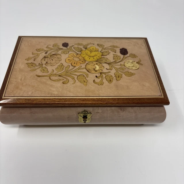 VINTAGE ITALIAN INLAID Wood Jewelry Music Box “Isle of Capri