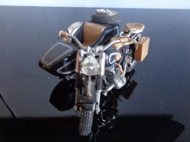 Maquette Polistil BMW R 75 1/15 – Figé Dans Le Temps, échelle 1:15