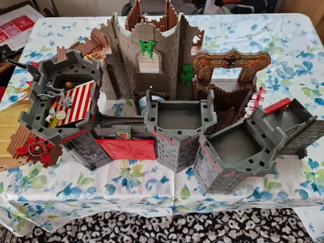 Abenteuer im Kinderzimmer: Playmobil Pferde und Ritter – Eine Welt voller Fantasie und Ausmalspaß!