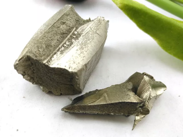 10 grams High Purity 99.9% YTTERBIUM Yb Metal Lumps