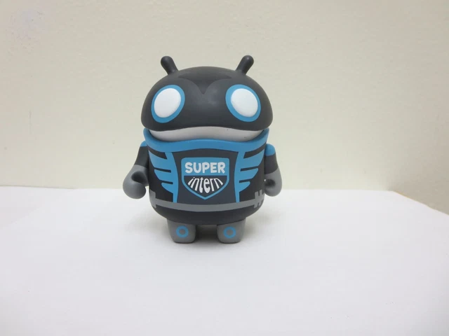 Rare 2018 Android Google Mini Vinyl Figure Super Intern Collectible No Box. Used