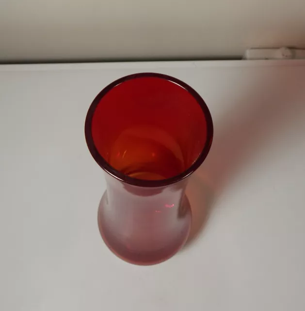 1970s Scandinavian Riihimaki Glass Vase - Ruby Red 2