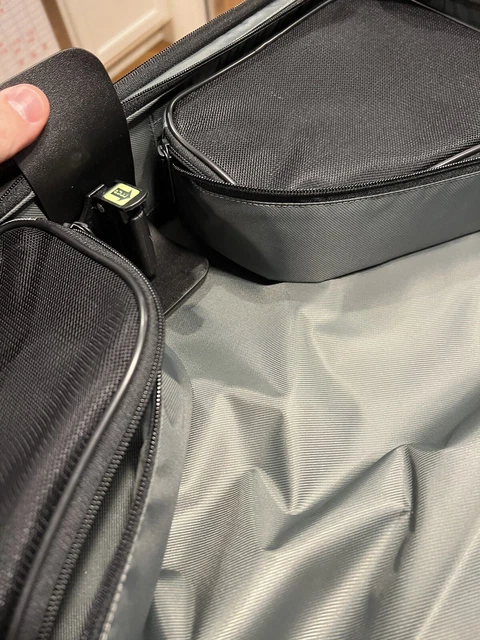 Tumi T-Tech Wheeled Black Ballistic Nylon  Carry-On 14.5"x22"x8.5" Garment Bag 8