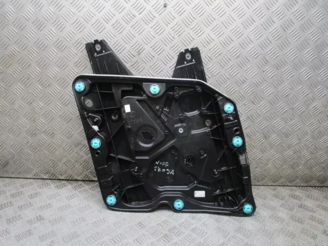 2022 Skoda Octavia 1L 5Dr Passenger Side Front Window Regulator Motor 5E3837655A