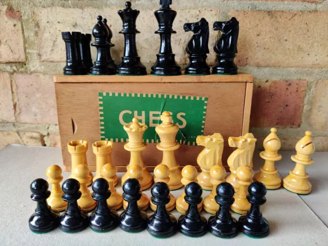 Chess Set. Wooden .Vintage. With Box