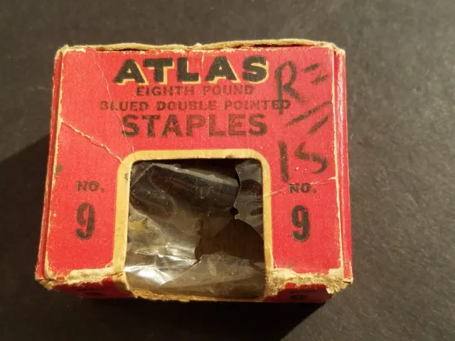 Vintage ATLAS Sterilized Blued Wire Cloth Staples No. 9 ADVERTISING DISPLAY BOX