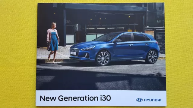 Hyundai i30 S SE Nav Premium car sales brochure catalogue March 2017 MINT i 30