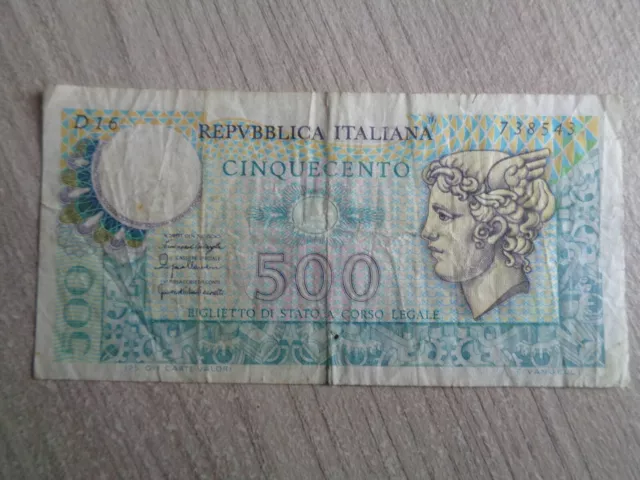 Italie-Billet De 500 Lires-N° 738543