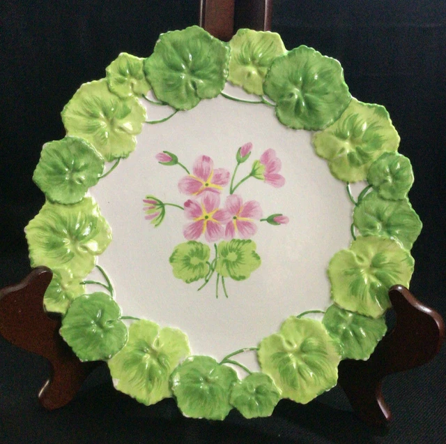Vintage Majolica Leafs Flower Porcelain Glazed White Plate  9" Made in Italy
