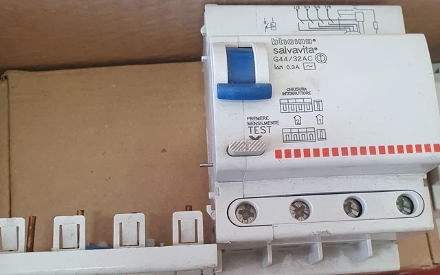 BTicino Salvavita G43A32 30mA + Magnetotermico C10 Quadripolare - Ricondizionato