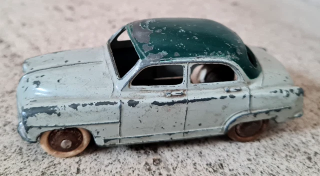 DINKY TOYS SIMCA 9 Aronde verte 24 U fabriqué en scriptif EUR 17,00 - FR