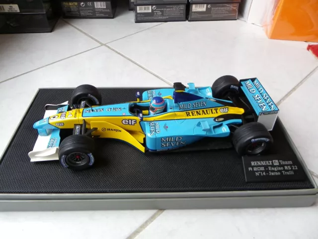 Renault F1 Team R202 Jarno Trulli #14 2002 Mild Seven 1/18 Universal Hobbies UH