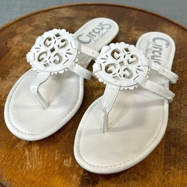 Sam Edelman Sandals Womens 9 Circus White Faux Leather Medallion Flip Flop