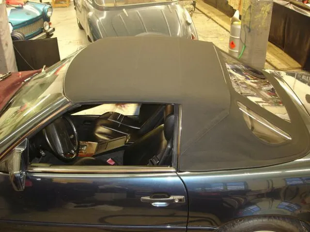 Mercedes Benz Capot Cabriolet Nettoyant 500 ML Incl. Brosse de Nettoyage